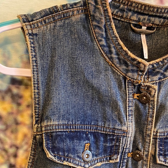 Free People Blue Denim Vest lace-up back like new - Picture 6 of 15